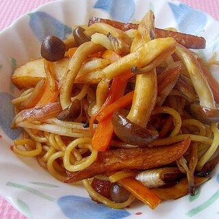 ＊しめじと薩摩揚げのソース焼きそば＊